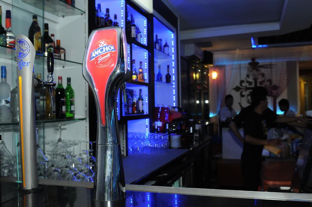Number 9 Hotel Phnom Penh Esterno foto