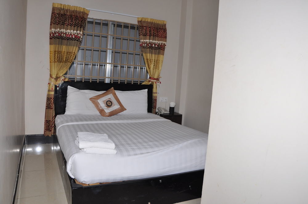 Number 9 Hotel Phnom Penh Esterno foto