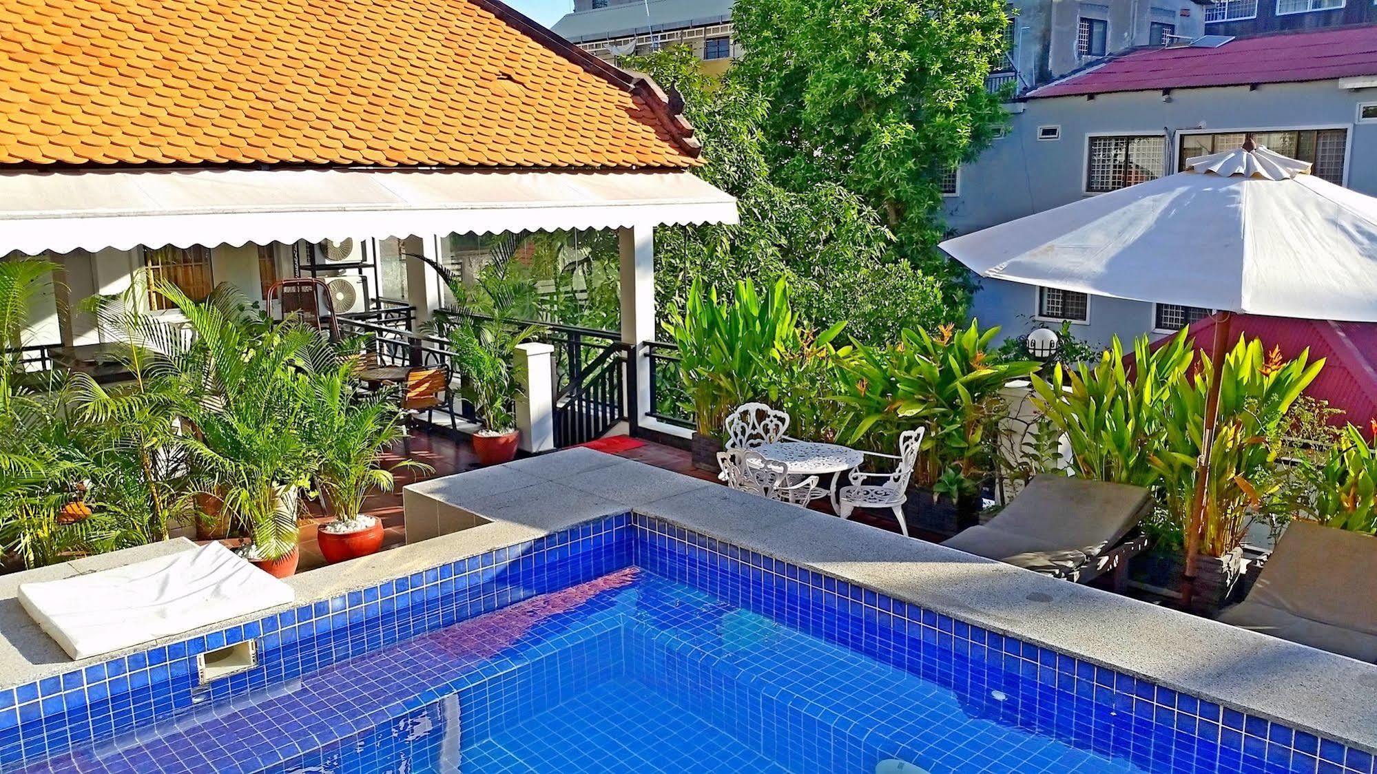 Number 9 Hotel Phnom Penh Esterno foto