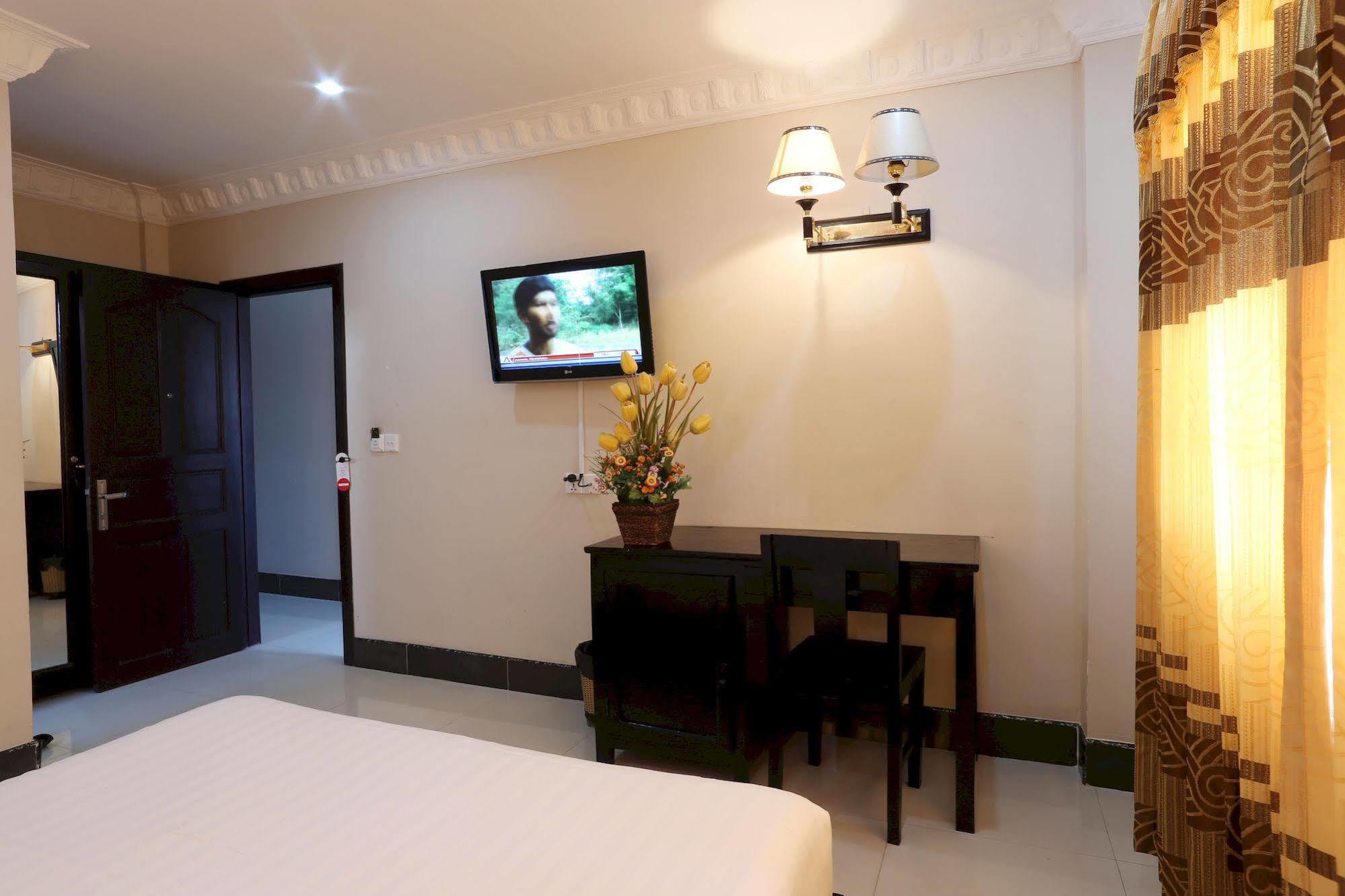 Number 9 Hotel Phnom Penh Esterno foto